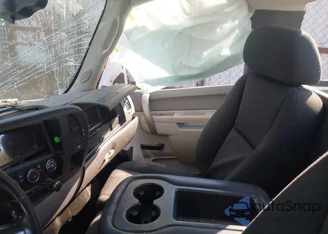 2013 Chevrolet Silverado 1500 Work Truck from USA, damaged, VIN 1GCNKPEX8DZ399739